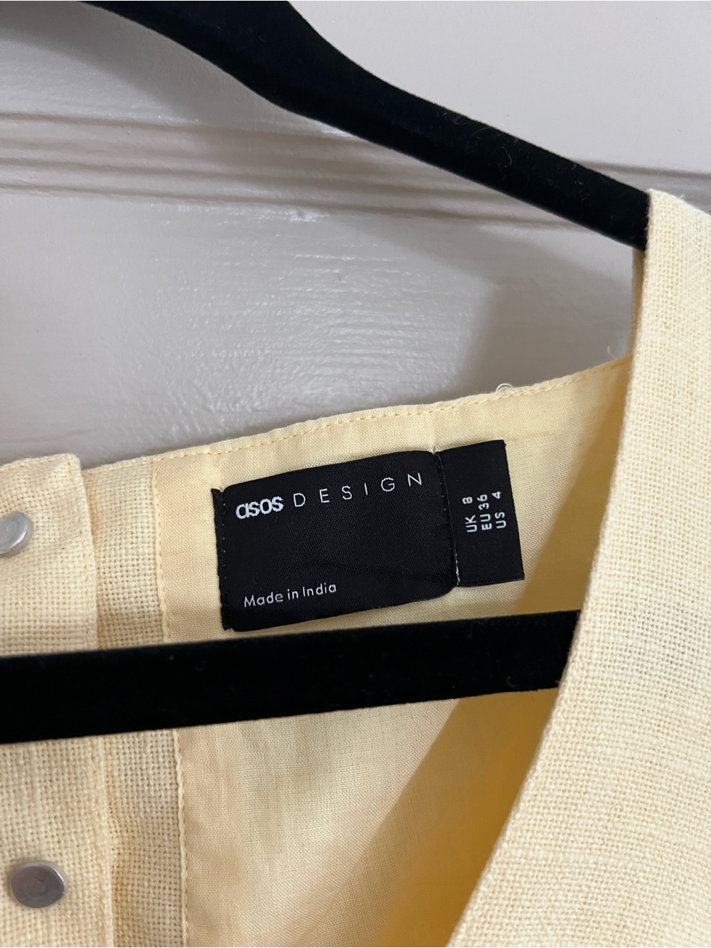 ASOS Pale Yellow V-Neck Maxi Dress - Picture 3 of 5